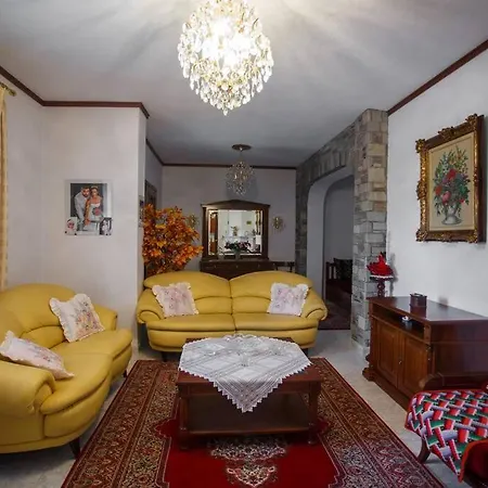 για όλες τις εποχές του χρόνου Козани