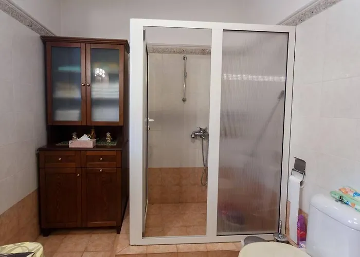 για όλες τις εποχές του χρόνου Villa *